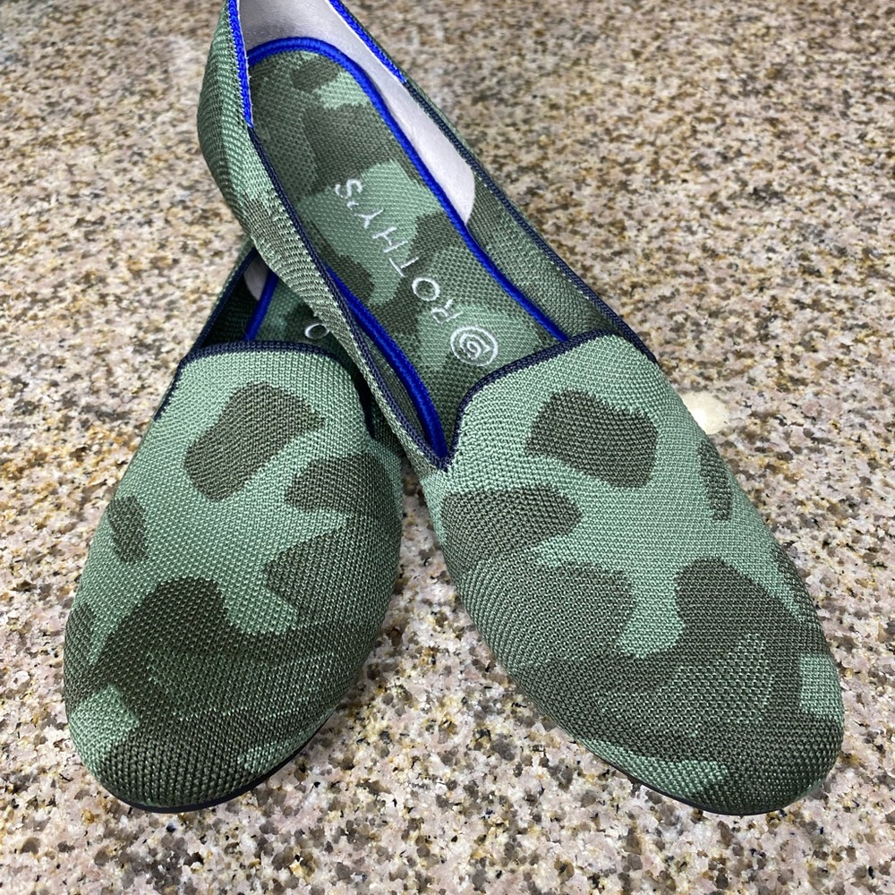 Rothy’s olive Camo loafers sz 11
